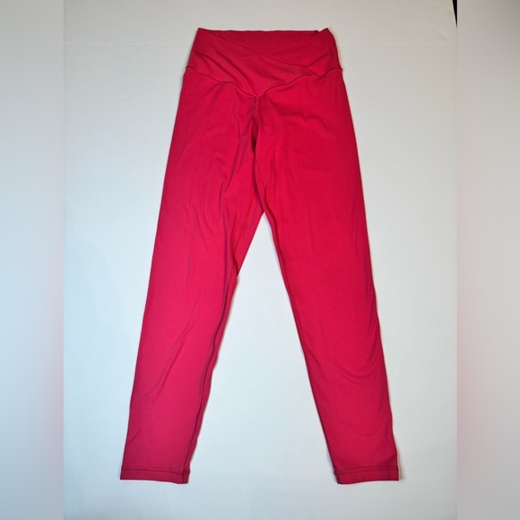 aerie Pants - OFFLINE by Aerie Real Me 7/8 High Rise Leggings (Size M).